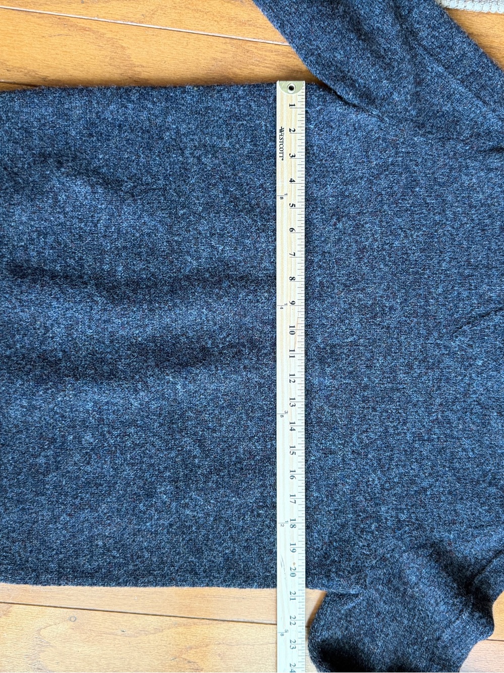 J Crew JC Rennie Gray Marled Wool Sweater Men’s Size Large Pullover - Picture 7 of 7